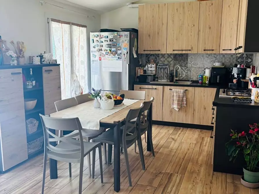 Immagine 1 di Casa indipendente in affitto  a Santo Stefano Di Magra