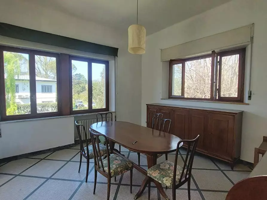 Immagine 6 di Villa in vendita  a Lucca