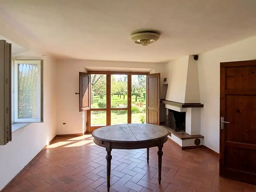 Immagine 21 di Villa in vendita  a Lucca