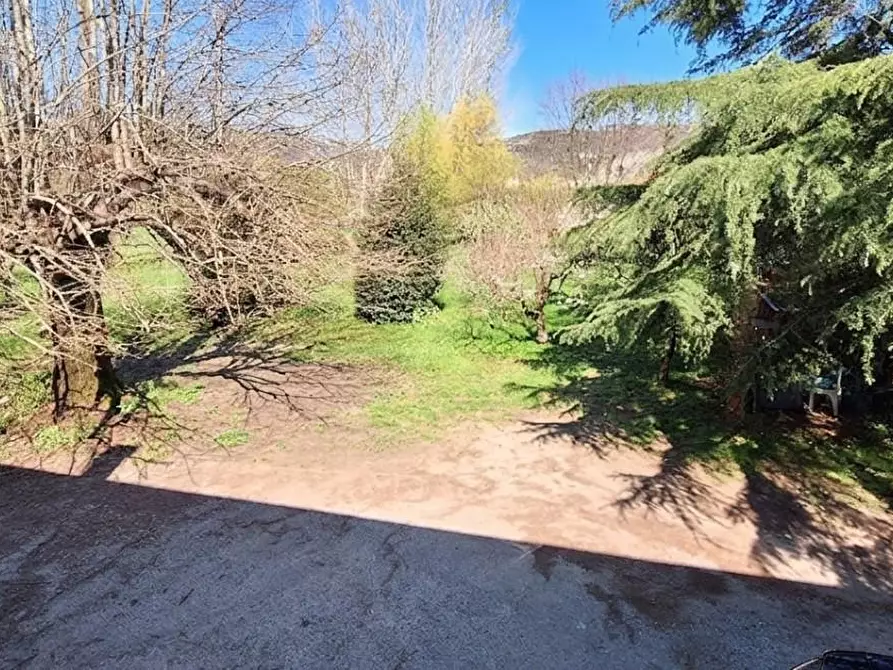 Immagine 10 di Villa in vendita  a Lucca