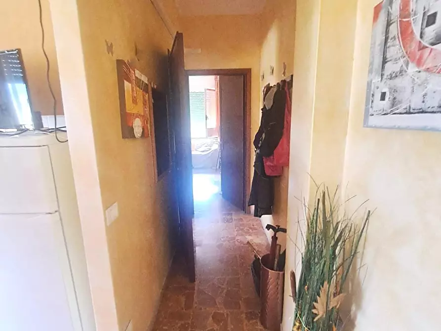 Immagine 4 di Appartamento in vendita  a Massa