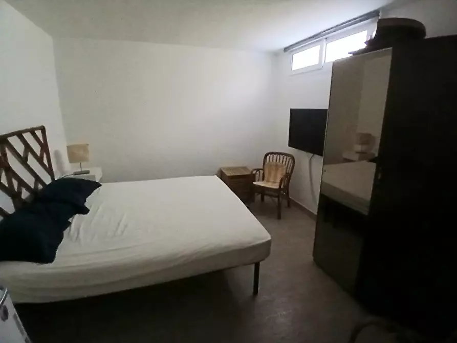 Immagine 10 di Villetta a schiera in vendita  a Massa