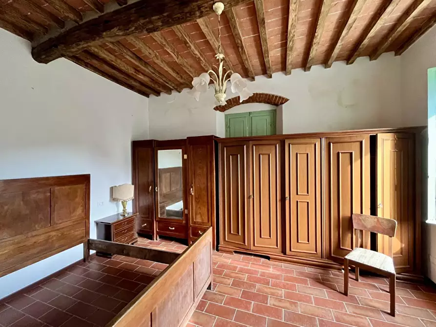 Immagine 5 di Rustico / casale in vendita  a Pietrasanta