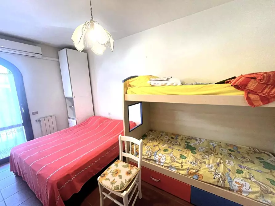 Immagine 24 di Villetta a schiera in vendita  a Massa