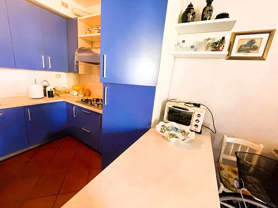 Immagine 6 di Villetta a schiera in vendita  a Massa