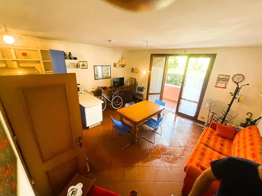 Immagine 12 di Villetta a schiera in vendita  a Massa