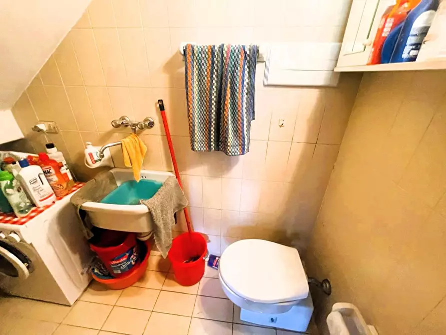 Immagine 17 di Villetta a schiera in vendita  a Massa