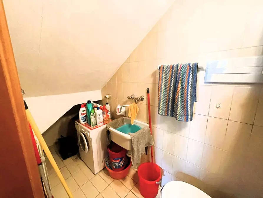 Immagine 18 di Villetta a schiera in vendita  a Massa