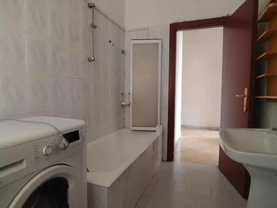 Immagine 20 di Appartamento in vendita  a Lerici