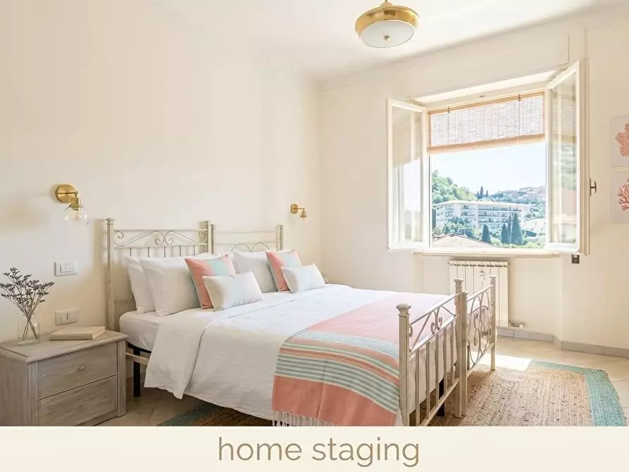 Immagine 18 di Appartamento in vendita  a Lerici