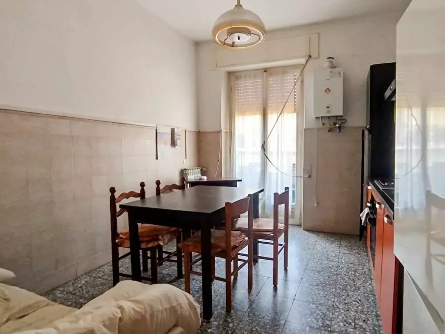 Immagine 4 di Appartamento in vendita  a Lerici