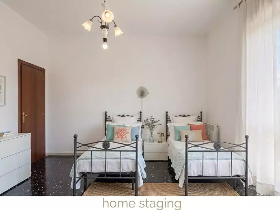 Immagine 15 di Appartamento in vendita  a Lerici