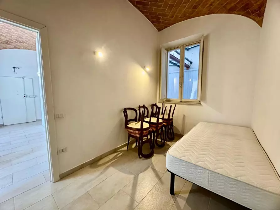 Immagine 20 di Appartamento in vendita  a Siena