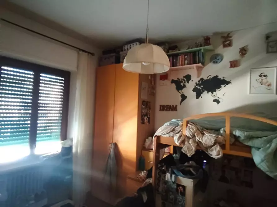 Immagine 19 di Appartamento in vendita  a Lucca