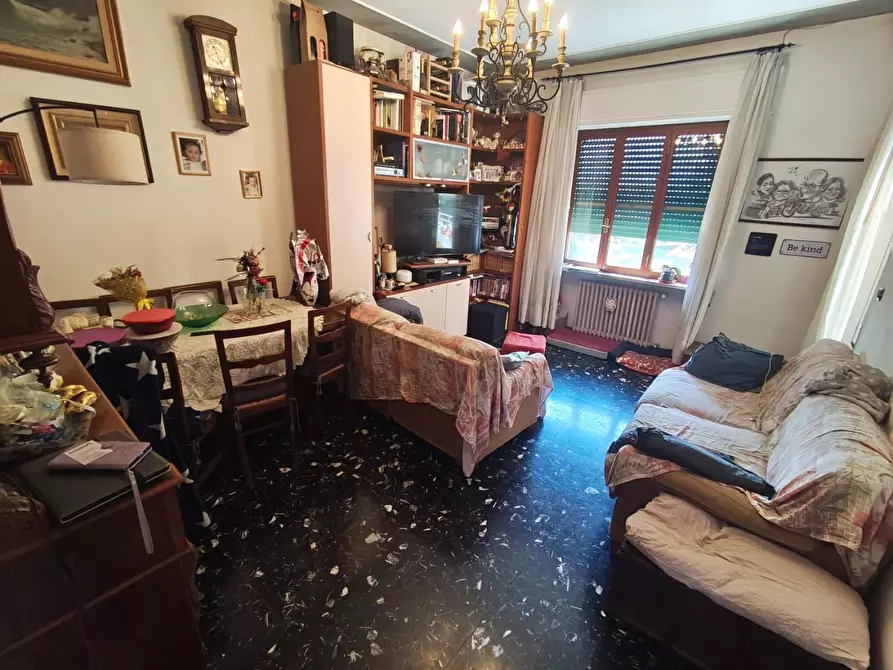 Immagine 24 di Appartamento in vendita  a Lucca