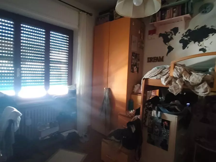 Immagine 10 di Appartamento in vendita  a Lucca