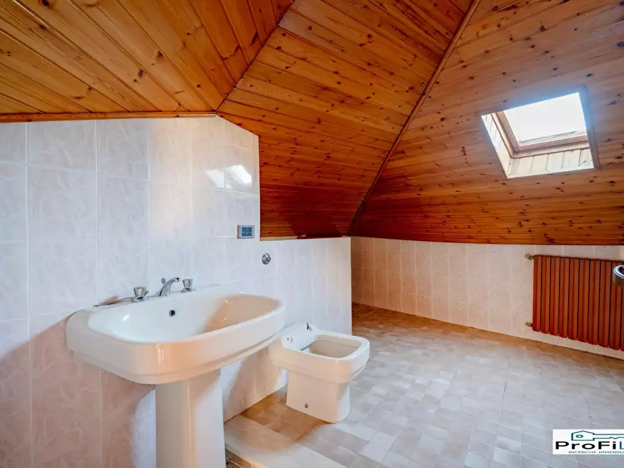 Immagine 16 di Appartamento in vendita  a Cassano Delle Murge