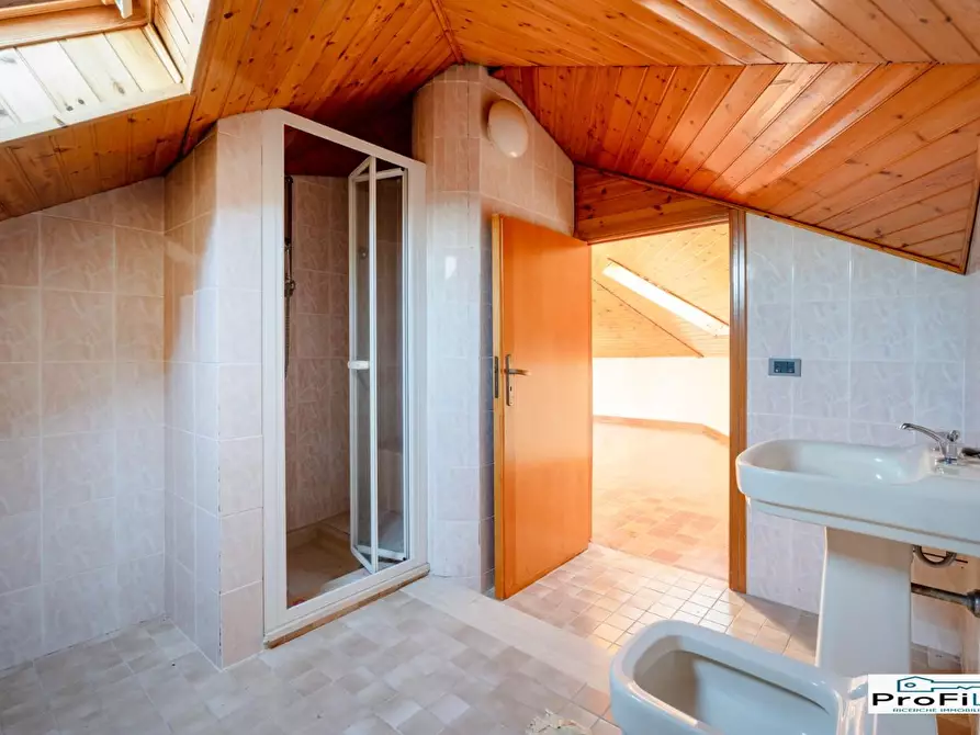 Immagine 17 di Appartamento in vendita  a Cassano Delle Murge