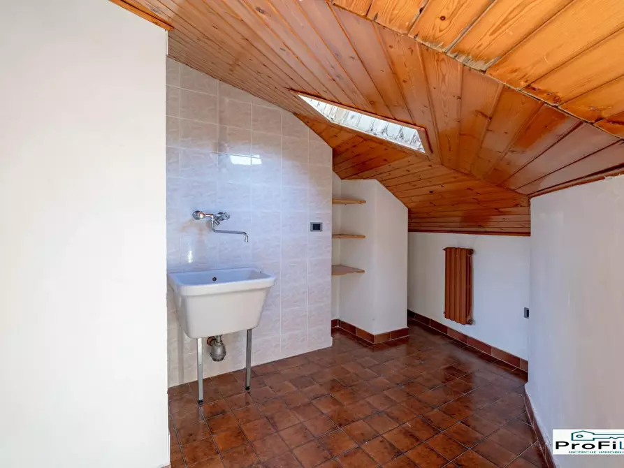 Immagine 14 di Appartamento in vendita  a Cassano Delle Murge