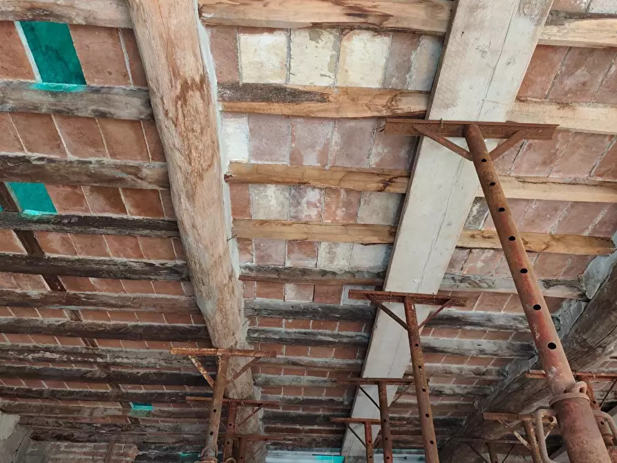 Immagine 13 di Terratetto in vendita  a Capannori