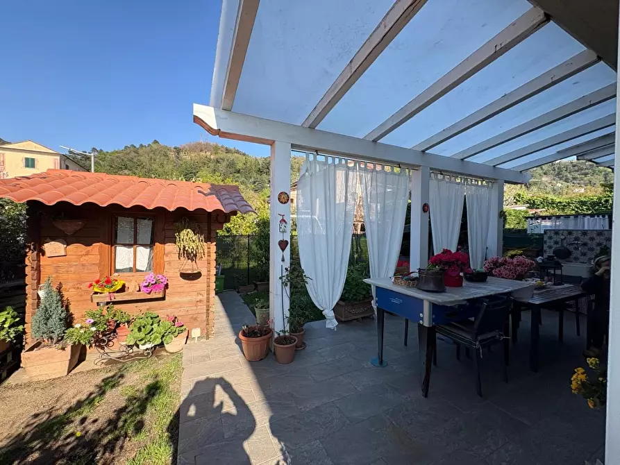 Immagine 2 di Villetta a schiera in vendita  a Massa