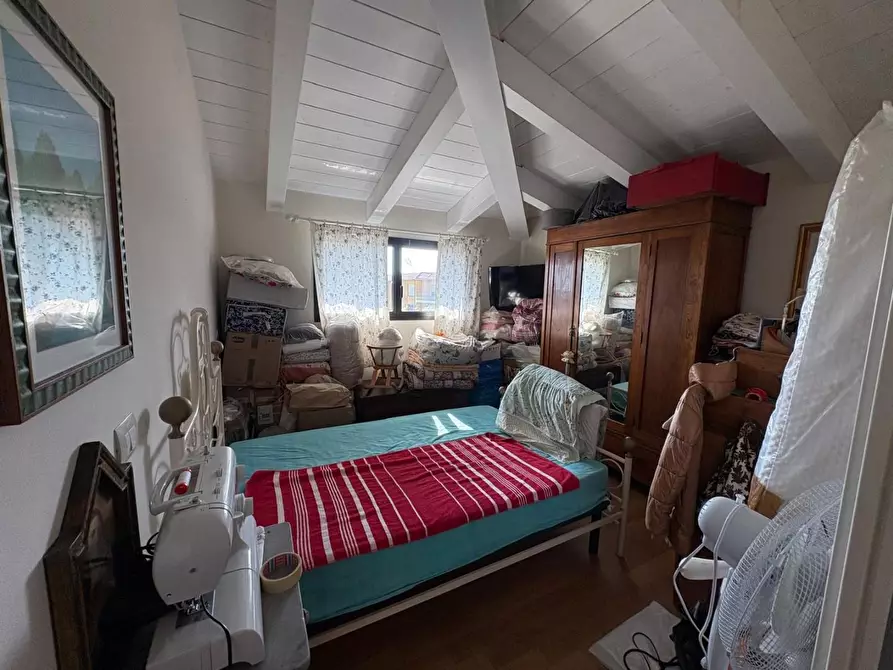 Immagine 28 di Villetta a schiera in vendita  a Massa