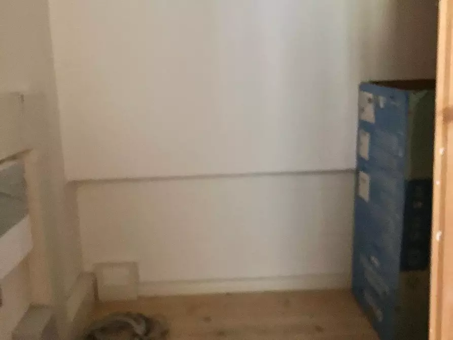 Immagine 9 di Ufficio in vendita  a Siena