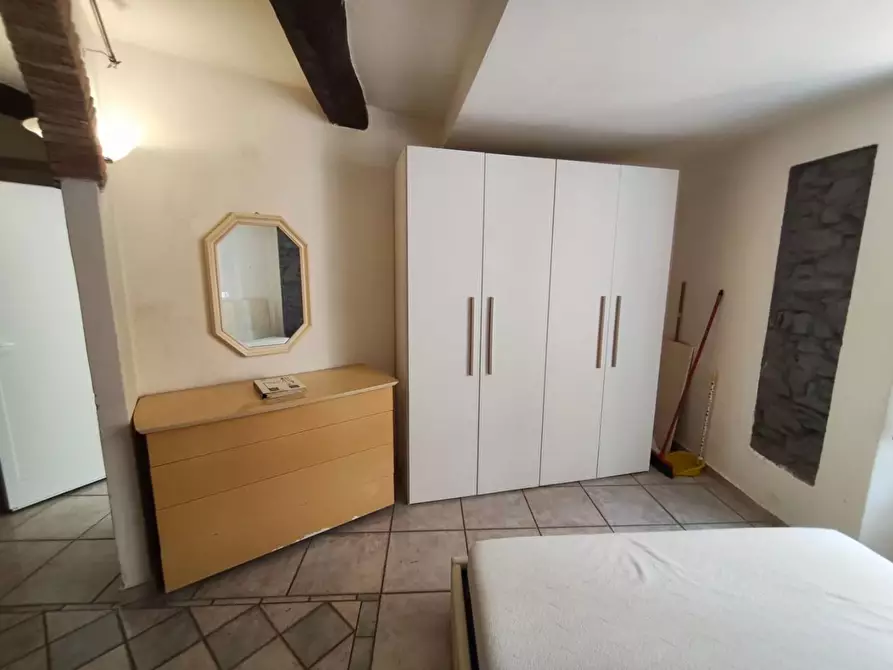 Immagine 5 di Appartamento in affitto  a Carrara