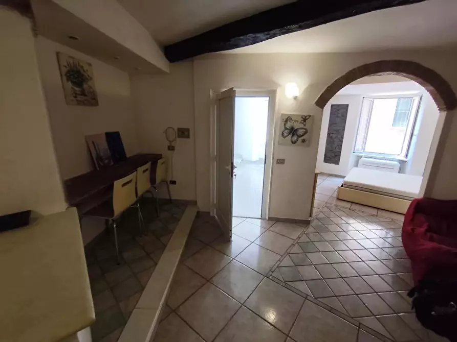 Immagine 4 di Appartamento in affitto  a Carrara