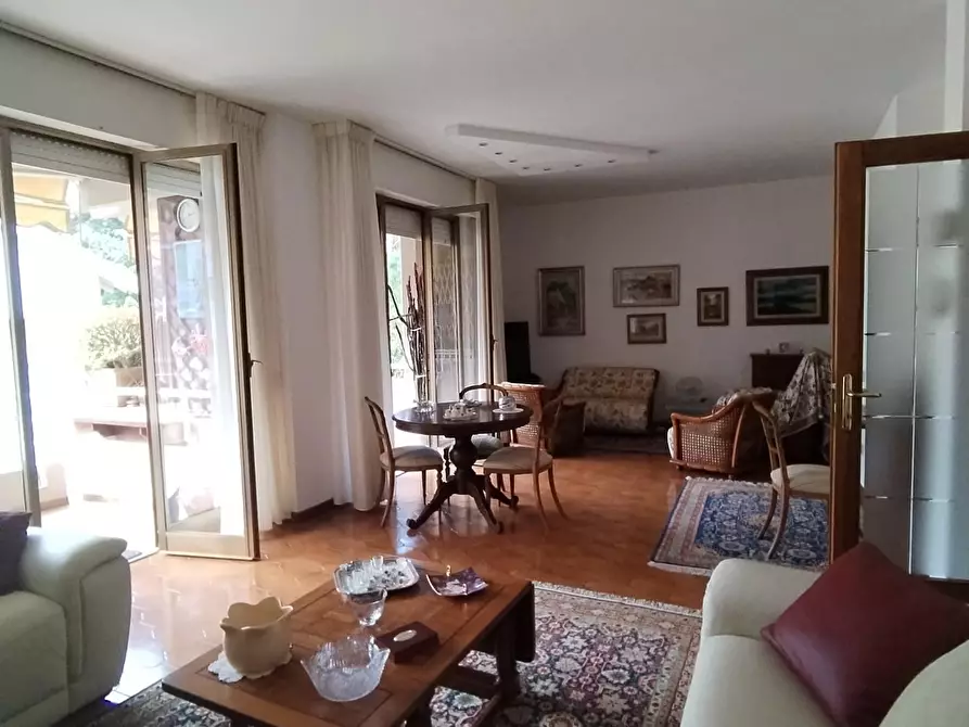 Immagine 6 di Appartamento in vendita  a Livorno