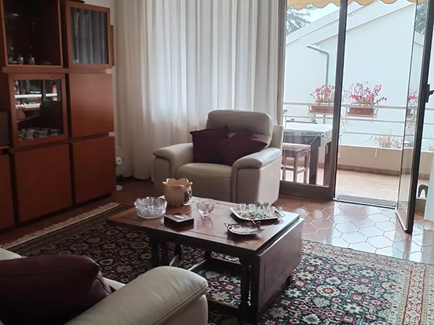 Immagine 2 di Appartamento in vendita  a Livorno