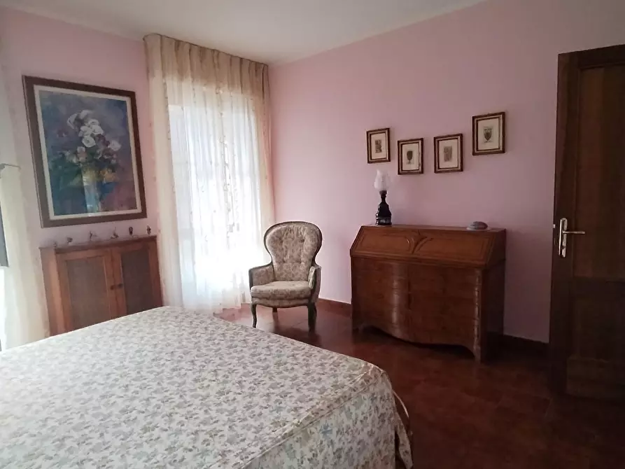 Immagine 13 di Appartamento in vendita  a Livorno