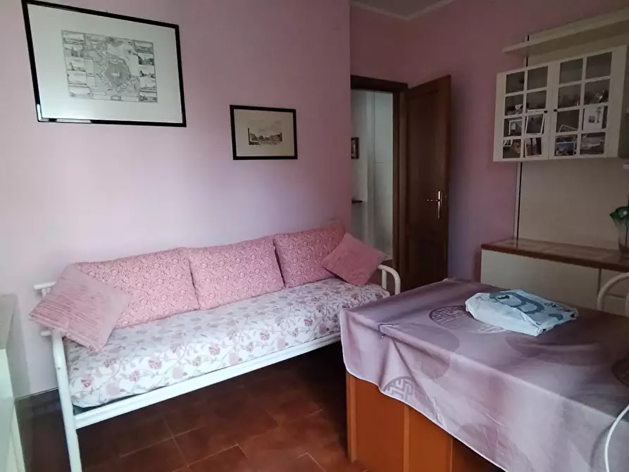 Immagine 17 di Appartamento in vendita  a Livorno