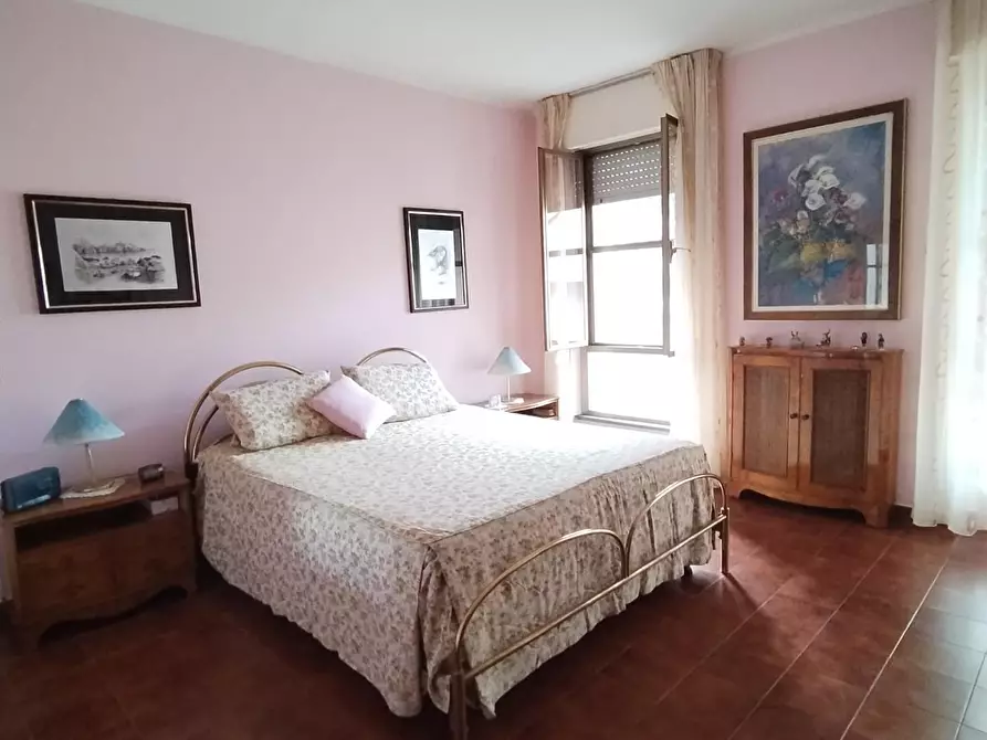 Immagine 14 di Appartamento in vendita  a Livorno