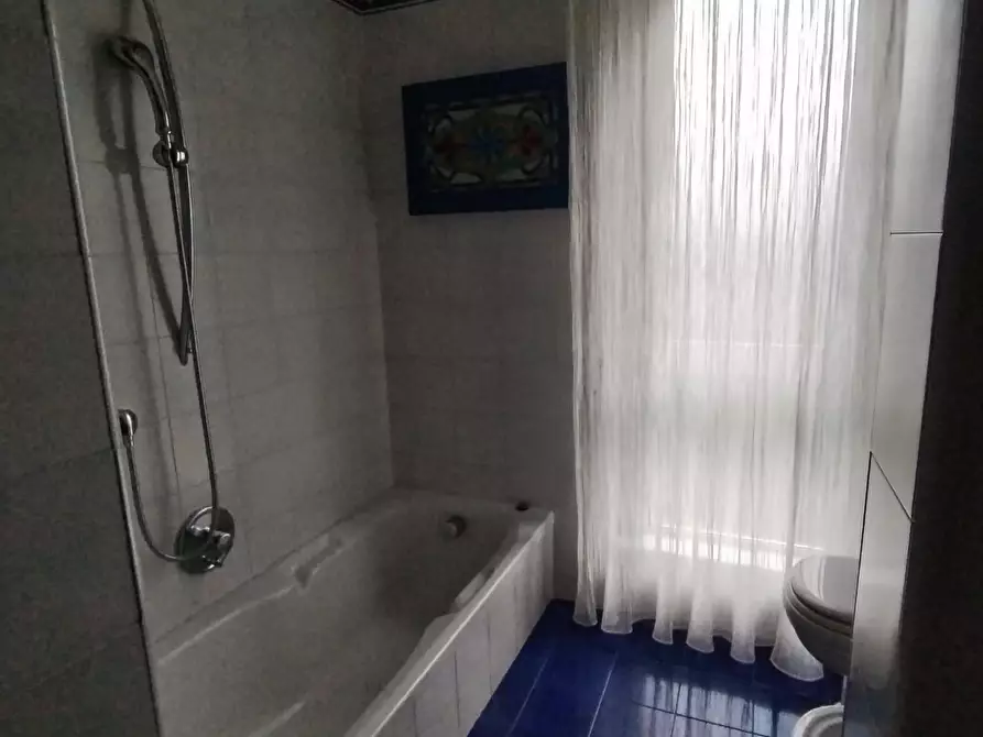 Immagine 23 di Appartamento in vendita  a Livorno