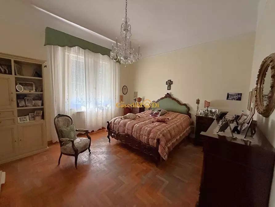 Immagine 17 di Appartamento in vendita  a Livorno