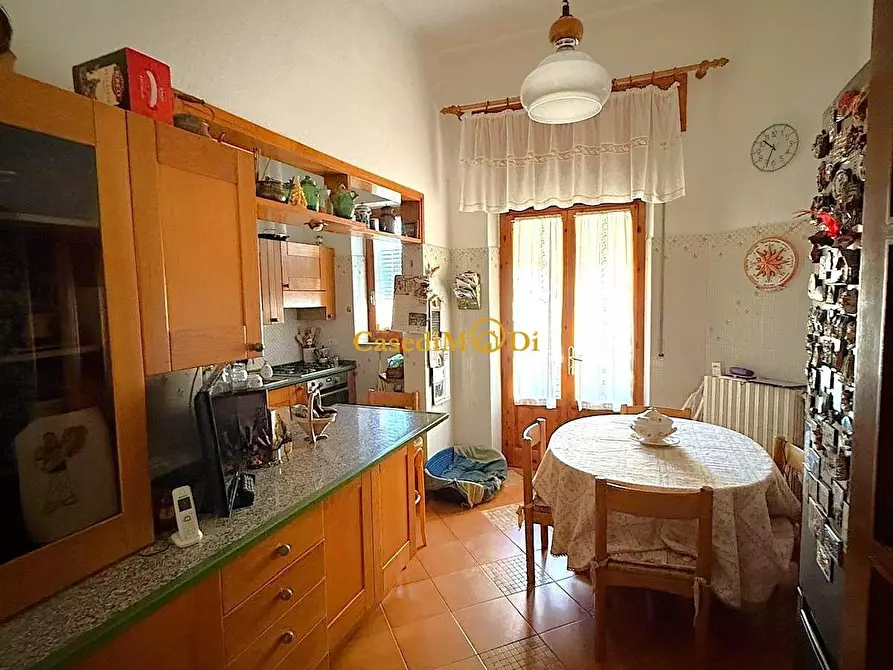 Immagine 10 di Appartamento in vendita  a Livorno