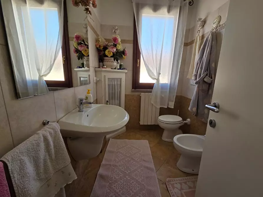 Immagine 7 di Appartamento in vendita  a Rosignano Marittimo