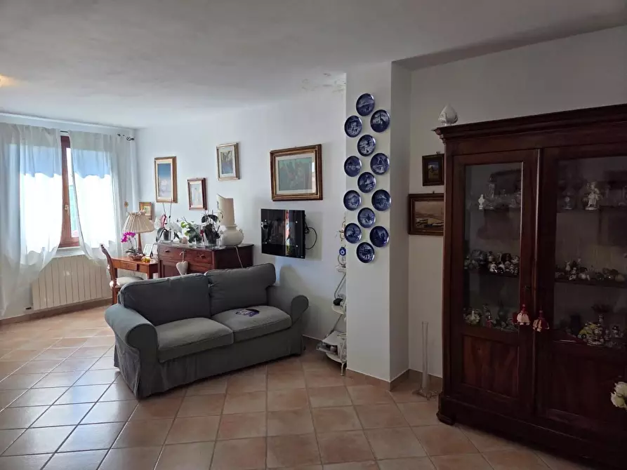 Immagine 2 di Appartamento in vendita  a Rosignano Marittimo