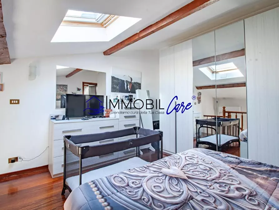 Immagine 13 di Appartamento in vendita  a Livorno