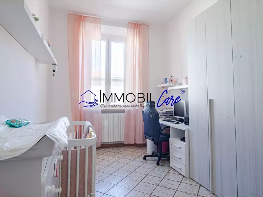 Immagine 18 di Appartamento in vendita  a Livorno