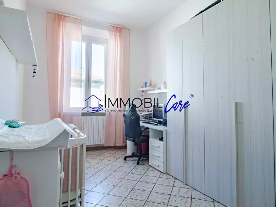 Immagine 19 di Appartamento in vendita  a Livorno