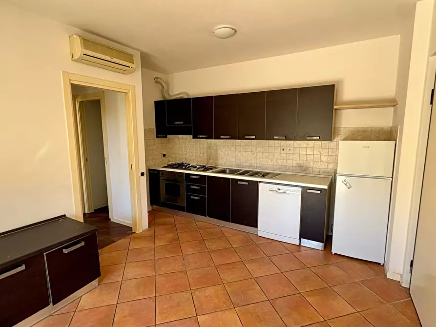 Immagine 3 di Appartamento in vendita  a Lucca