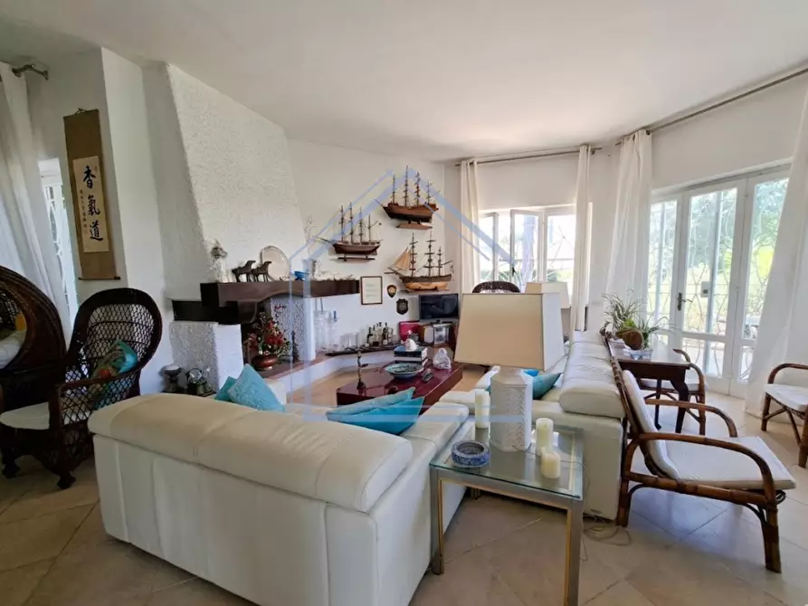 Immagine 15 di Casa bifamiliare in vendita  a Camaiore