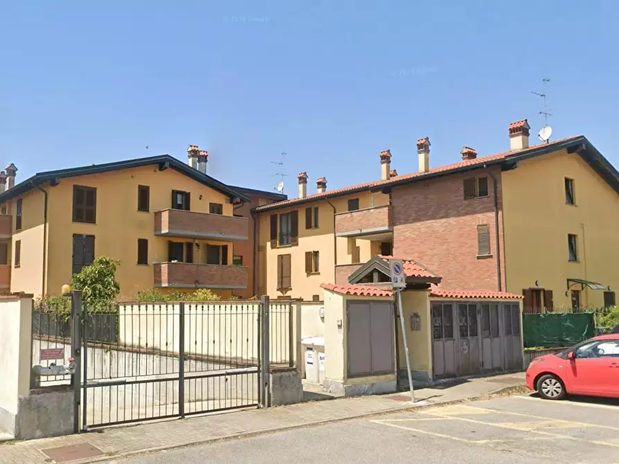 Immagine 1 di Appartamento in vendita  a Certosa Di Pavia