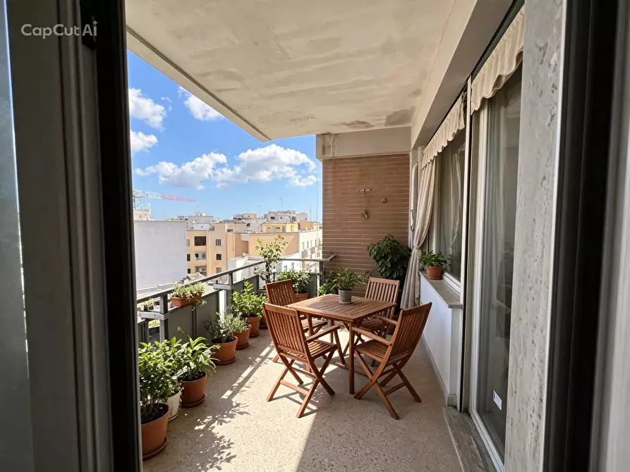 Immagine 3 di Appartamento in vendita  a Lecce