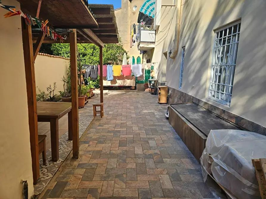 Immagine 4 di Appartamento in vendita  a Livorno