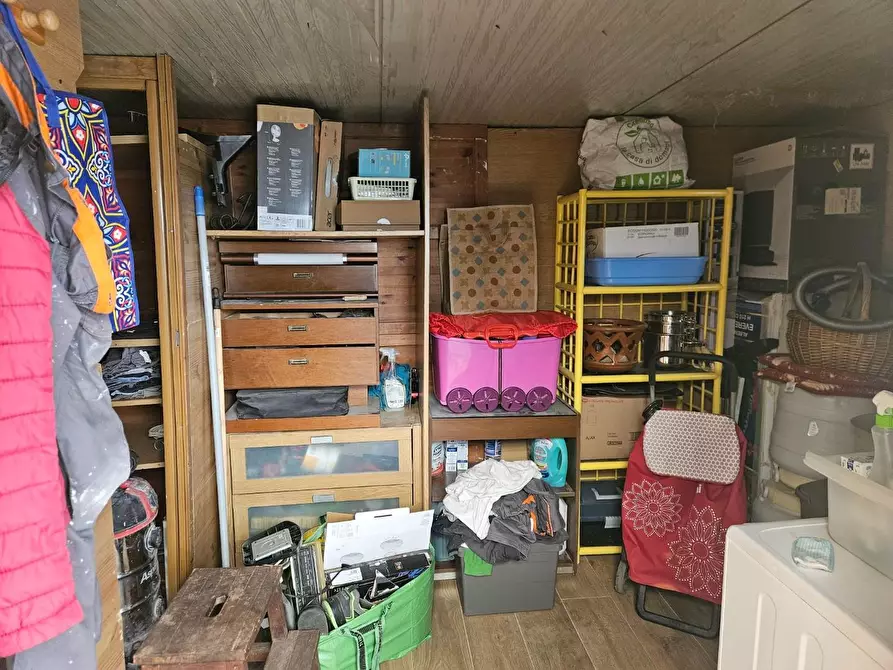 Immagine 22 di Appartamento in vendita  a Livorno