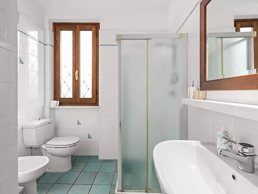 Immagine 20 di Villa in vendita  a Forte Dei Marmi