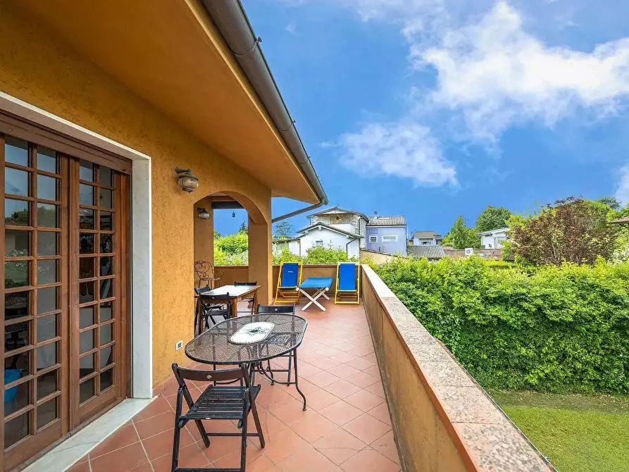 Immagine 9 di Villa in vendita  a Forte Dei Marmi